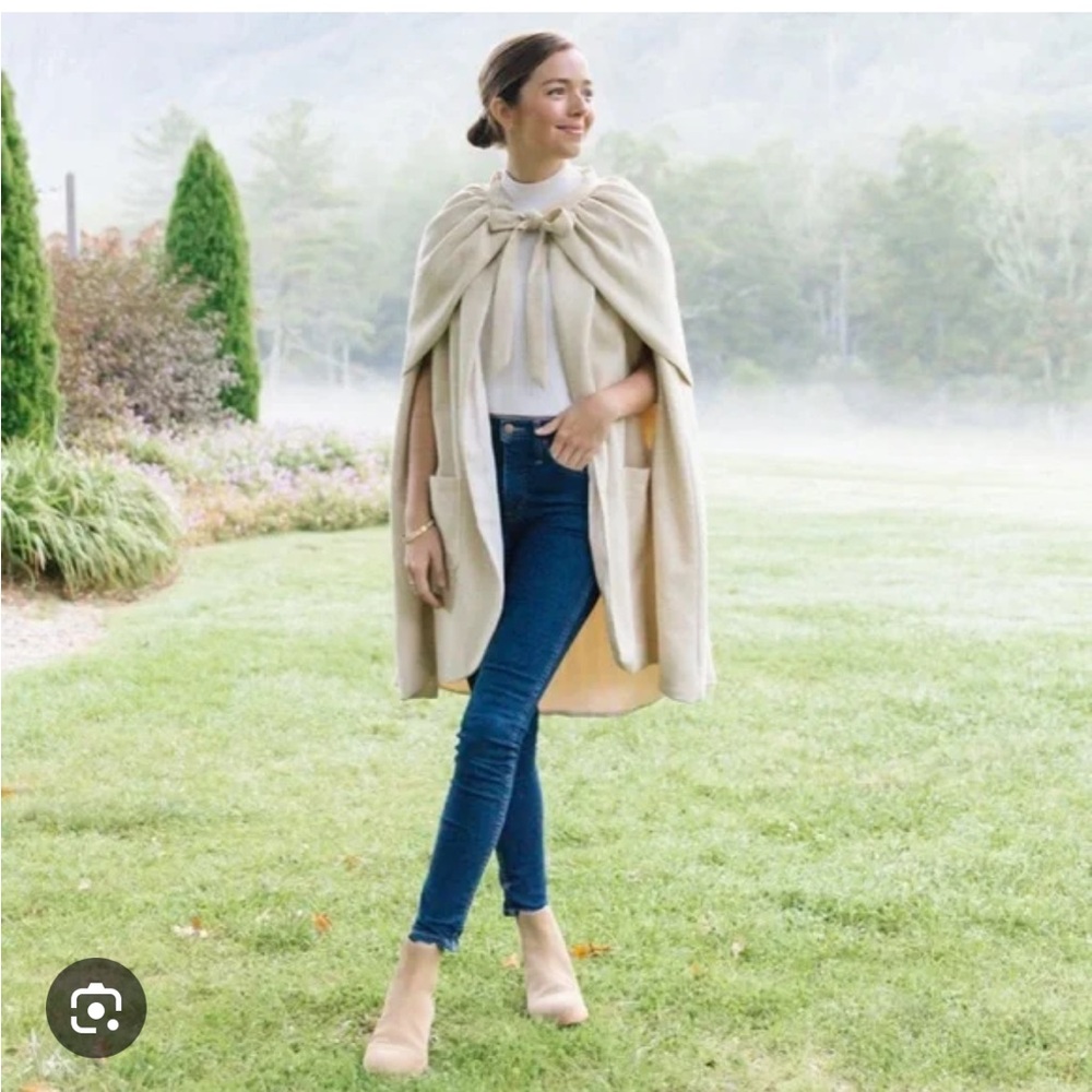 BURU Caroline Cape Cloak